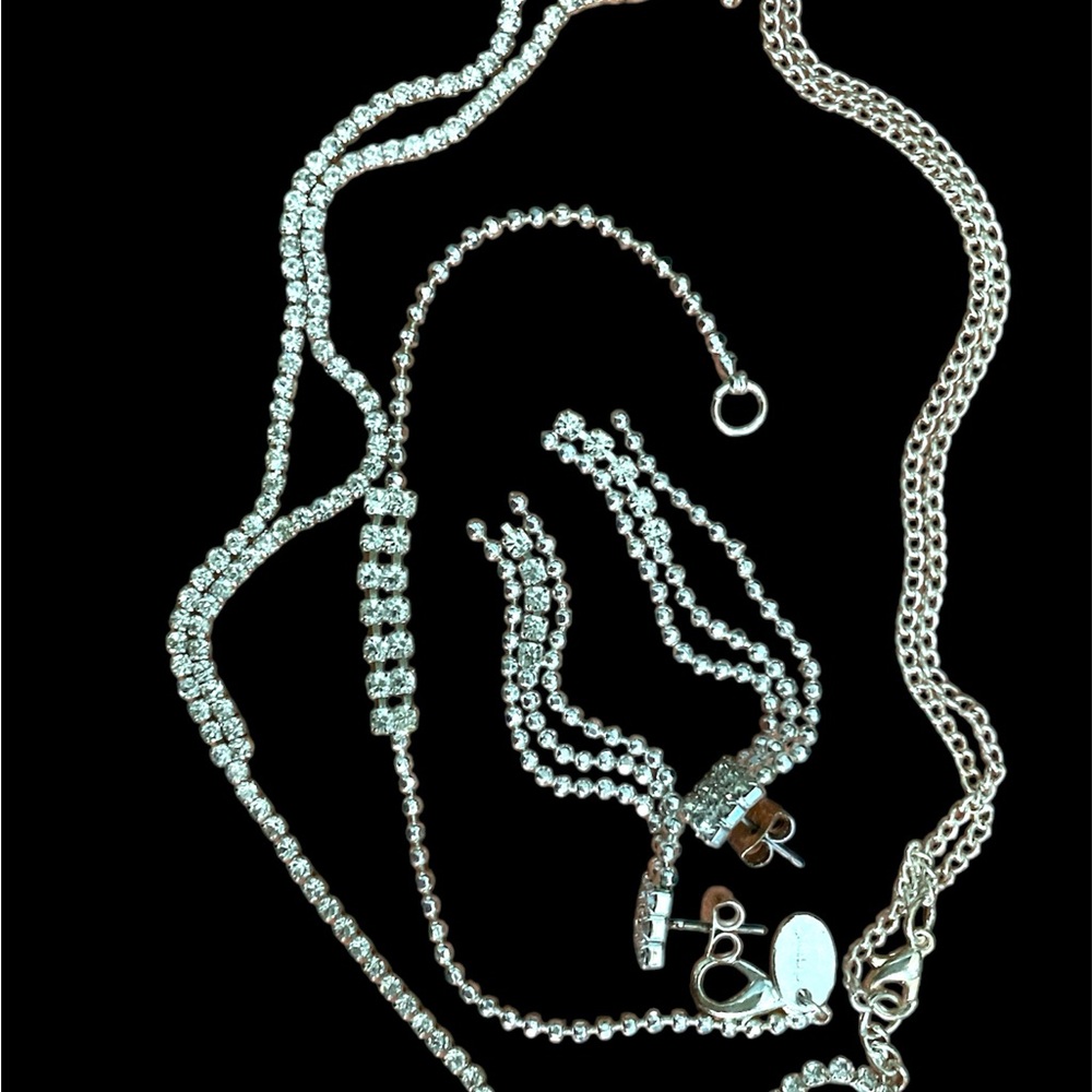 Elegant Silver Jewelry Set